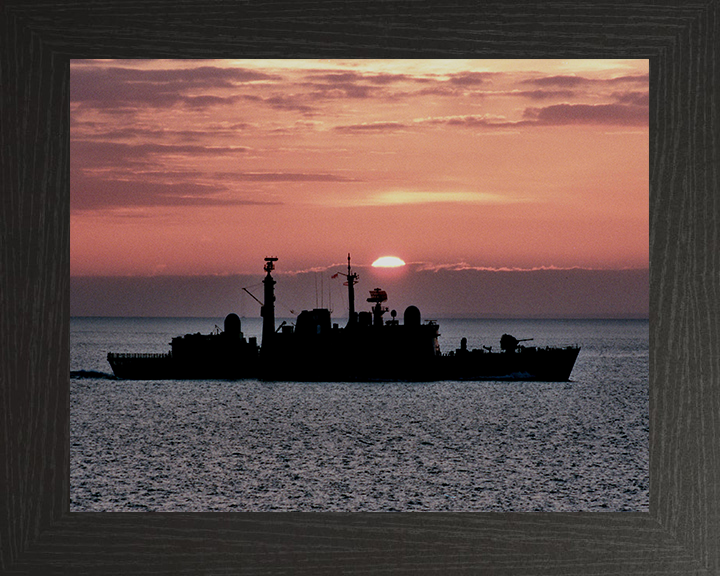 HMS Cardiff D108 | Photo Print | Framed Print | Poster | Type 42 | Destroyer | Royal Navy Hampshire Prints