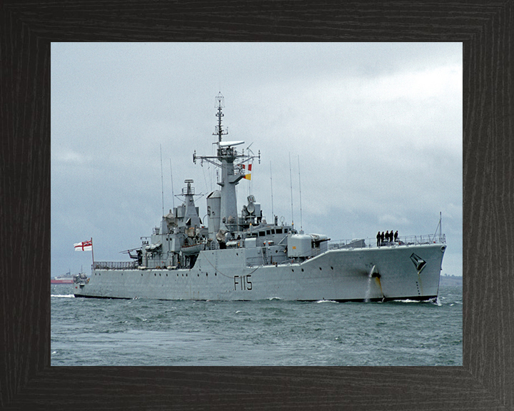 HMS Berwick F115 | Photo Print | Framed Print | Rothesay Class | Frigate | Royal Navy Hampshire Prints