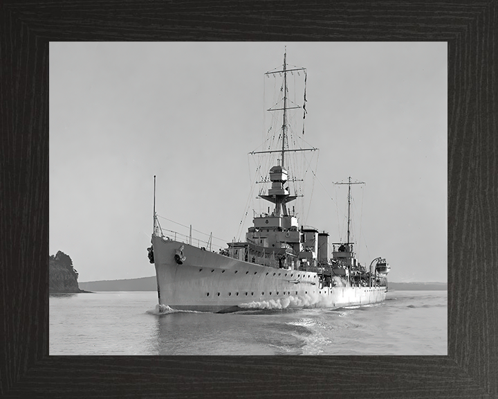 HMS Dunedin | Photo Print | Framed Print | Poster | Danae Class | Cruiser | Royal Navy Hampshire Prints