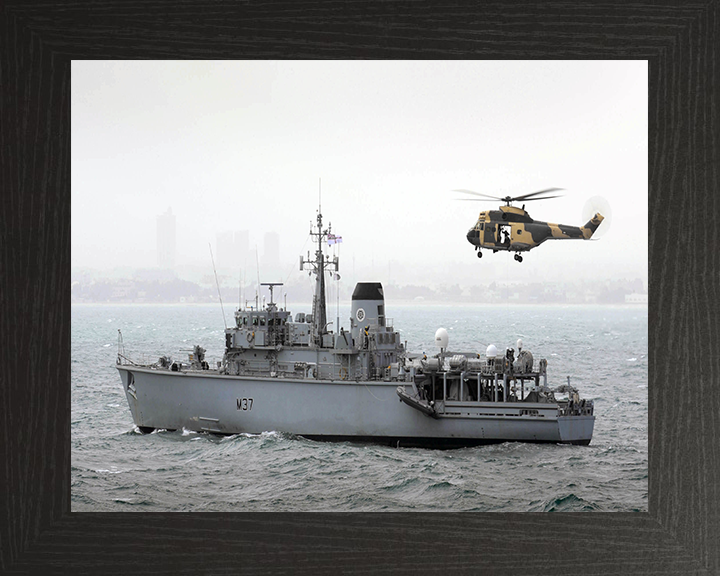 HMS Chiddingfold M37 | Photo Print | Framed Print | Hunt Class | Minehunter | Royal Navy Hampshire Prints