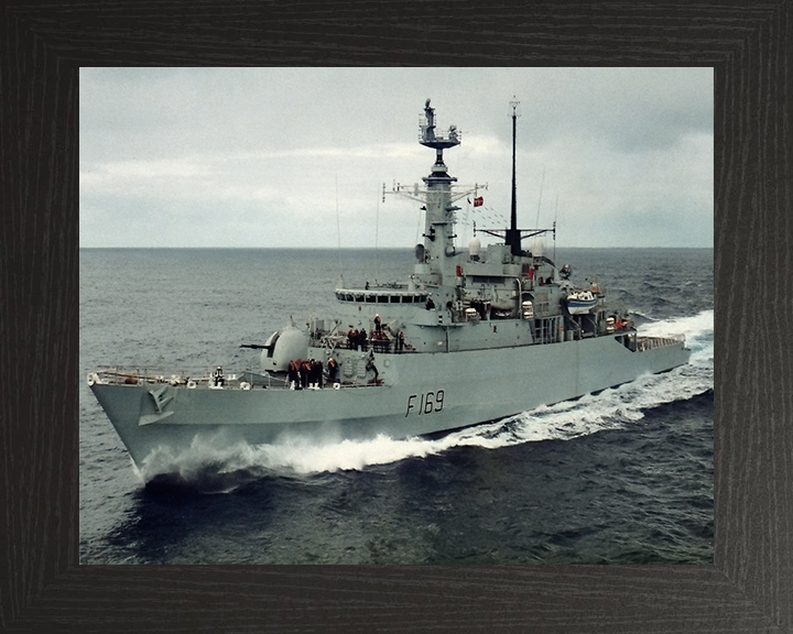 HMS Amazon (F169) Photo Print - Underway - Royal Navy Type 21 Frigate Hampshire Prints 10 x 8 Black Frame No