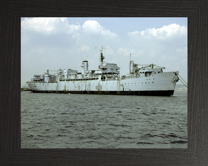 HMS Berry Head A191 | Photo Print | Framed Print | Poster | Repair Ship | Royal Navy Hampshire Prints
