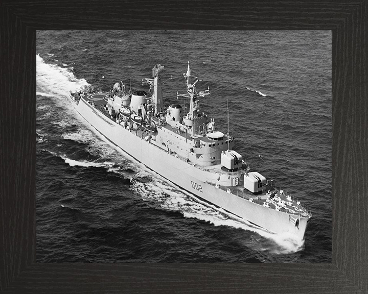HMS Devonshire D02 | Photo Print | Framed Print | County Class | Destroyer | Royal Navy Hampshire Prints