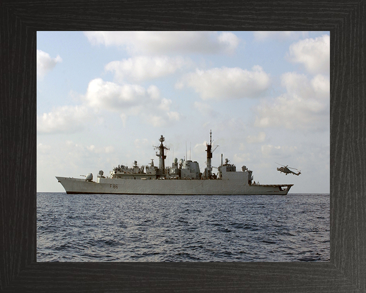 HMS Campbeltown (F86) Photo Print - Port beam View - Royal Navy Type 22 Frigate Hampshire Prints 10 x 8 Black Frame No