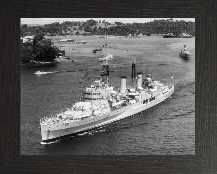 HMS Belfast C35 Royal Navy Town class light cruiser Photo Print or Framed Print - Hampshire Prints