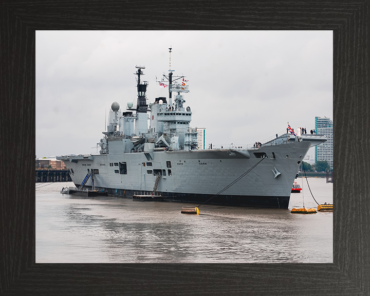 HMS Ark Royal R07 | Photo Print | Framed Print | Invincible Class | Aircraft Carrier | Royal Navy Hampshire Prints
