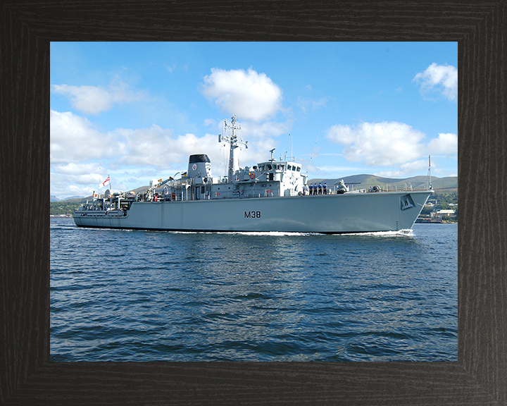 HMS Atherstone M38 Royal Navy Hunt class mine countermeasures vessel Photo Print or Framed Print - Hampshire Prints