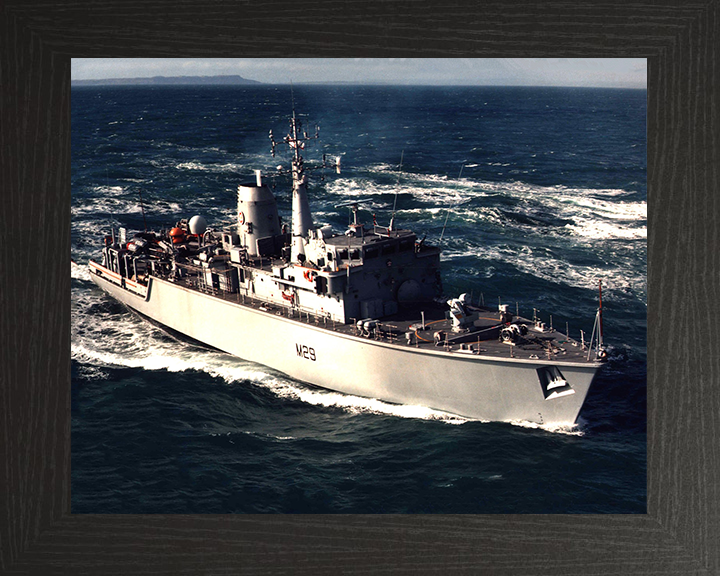 HMS Brecon M29 | Photo Print | Framed Print | Hunt Class | Mine Warfare Vessel | Royal Navy Hampshire Prints