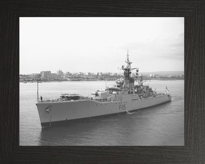 HMS Berwick F115 | Photo Print | Framed Print | Rothesay Class | Frigate | Royal Navy Hampshire Prints