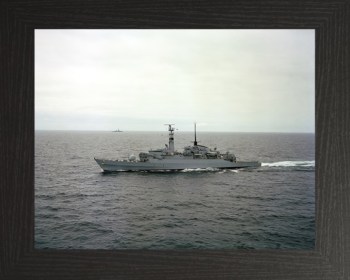HMS Arrow F173 | Photo Print | Framed Print | Poster | Type 21 | Frigate | Royal Navy Hampshire Prints