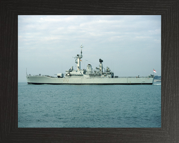 HMS Ariadne F72 | Photo Print | Framed Print | Leander Class | Frigate | Royal Navy Hampshire Prints