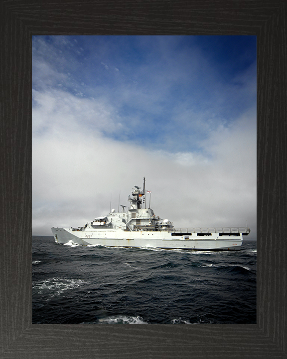 HMS Clyde P257 | Photo Print | Framed Print | River Class | Patrol Vessel | Royal Navy Hampshire Prints