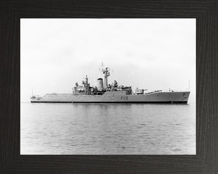 HMS Berwick F115 | Photo Print | Framed Print | Rothesay Class | Frigate | Royal Navy Hampshire Prints