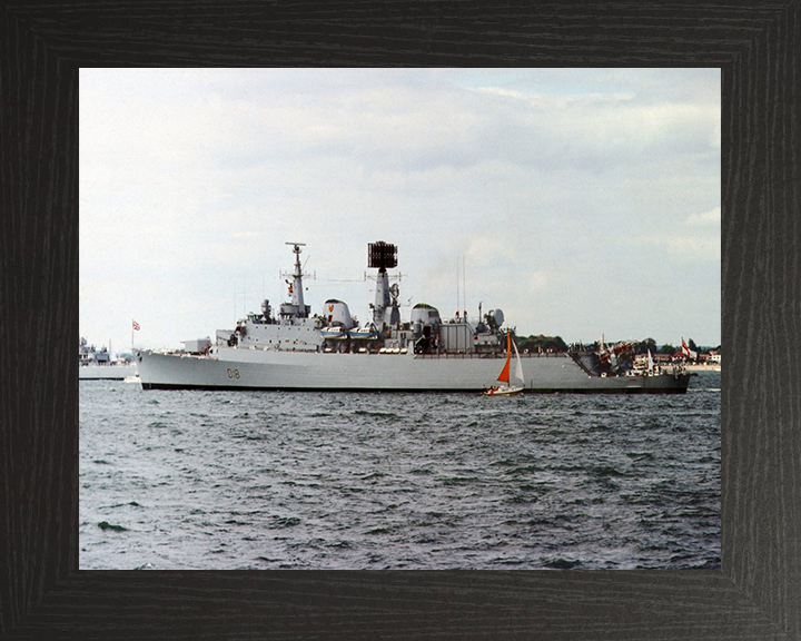 HMS Antrim D18 | Photo Print | Framed Print | County Class | Destroyer | Royal Navy Hampshire Prints