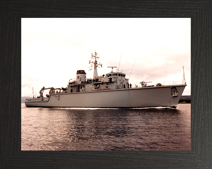 HMS Brecon M29 Royal Navy Hunt class mine countermeasures vessel Photo Print or Framed Print - Hampshire Prints