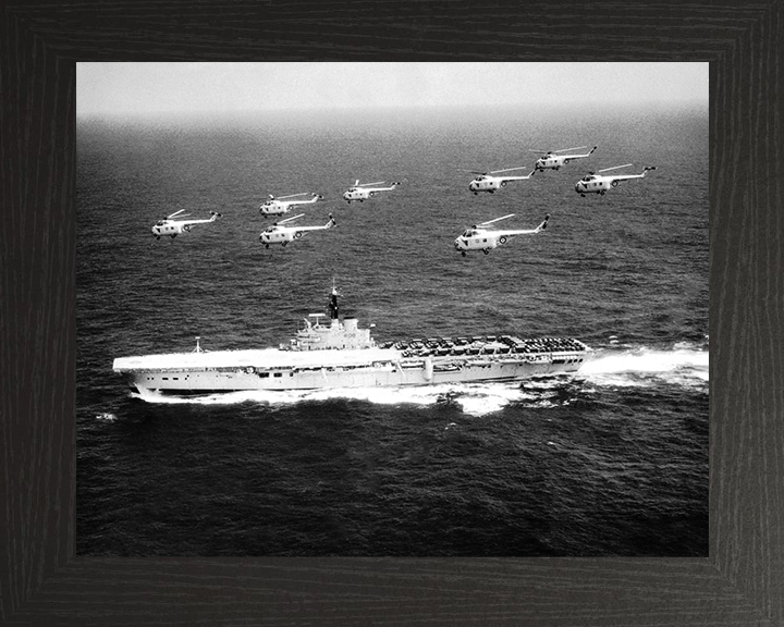 HMS Bulwark R08 | Photo Print | Framed Print | Centaur Class | Fleet Carrier | Royal Navy Hampshire Prints
