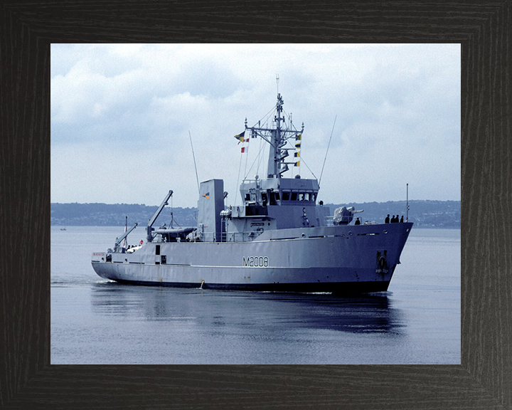 HMS Blackwater M2008 | Photo Print | Framed Print | River Class | Minesweeper | Royal Navy Hampshire Prints