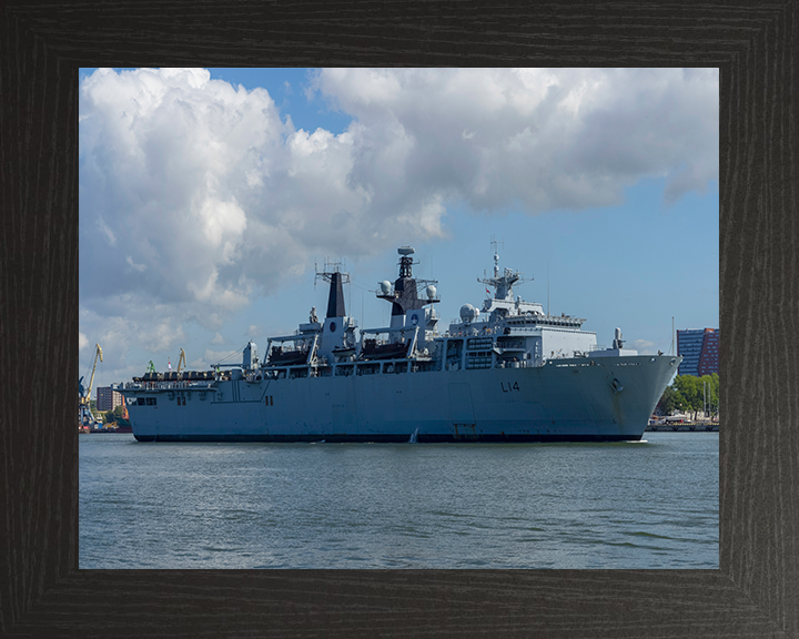 HMS Albion L14 | Photo Print | Framed Print | Albion Class | Amphibious ship | Royal Navy Hampshire Prints