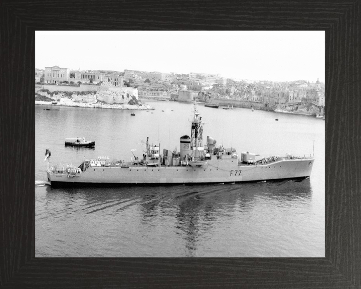 HMS Blackpool F77 | Photo Print | Framed Print | Whitby Class | Frigate | Royal Navy Hampshire Prints