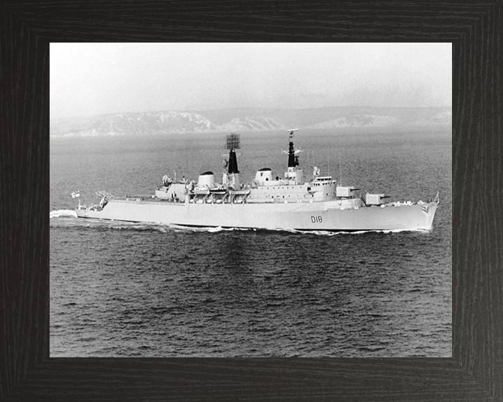 HMS Antrim D18 | Photo Print | Framed Print | County Class | Destroyer | Royal Navy Hampshire Prints