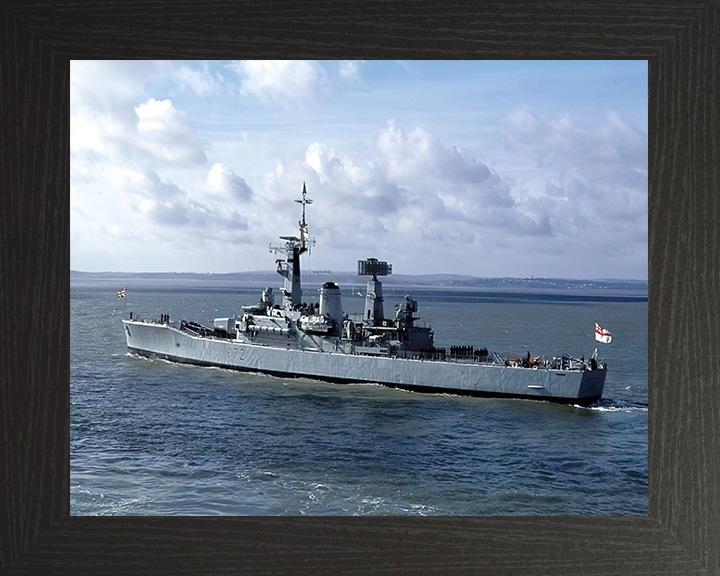 HMS Ariadne F72 | Photo Print | Framed Print | Leander Class | Frigate | Royal Navy Hampshire Prints