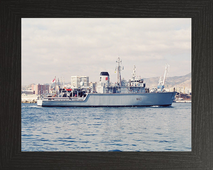 HMS Berkeley M40 | Photo Print | Framed Print | Hunt Class | Mine Warfare Vessel | Royal Navy Hampshire Prints