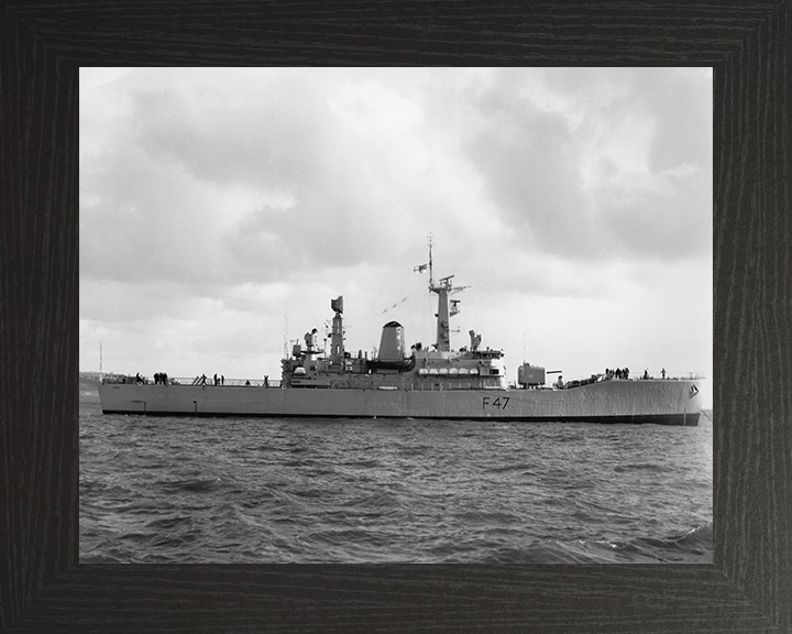 HMS Danae F47 | Photo Print | Framed Print | Poster | Leander Class | Frigate | Royal Navy Hampshire Prints