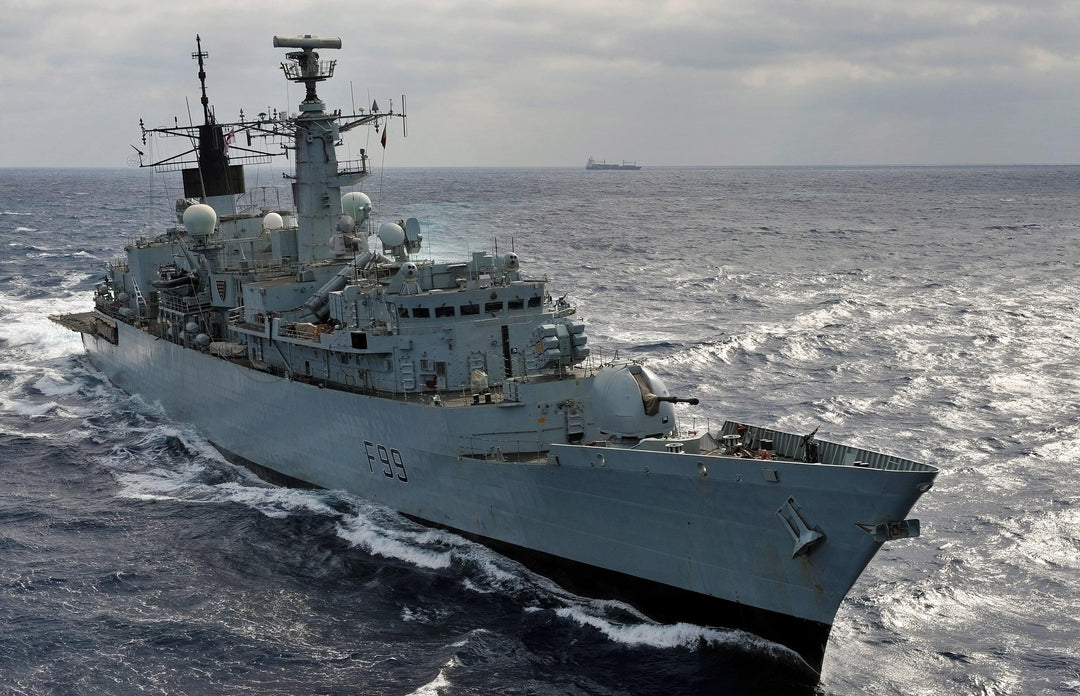 HMS Cornwall F99 | Photo Print | Framed Print | Poster | Type 22 | Frigate | Royal Navy Hampshire Prints