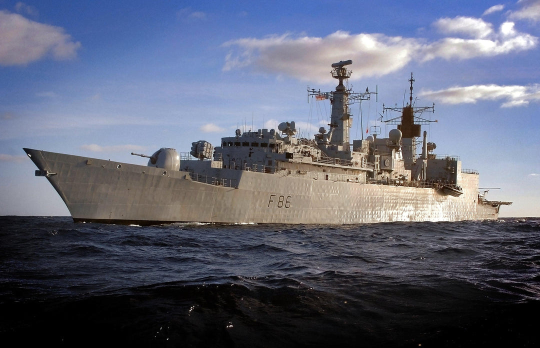 HMS Campbeltown F86 | Photo Print | Framed Print | Type 22 | Frigate | Royal Navy Hampshire Prints