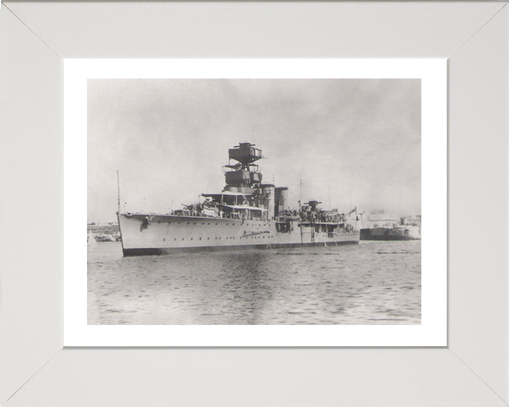 HMS Curlew D42 | Photo Print | Framed Print | C Class | Light Cruiser | Royal Navy Hampshire Prints