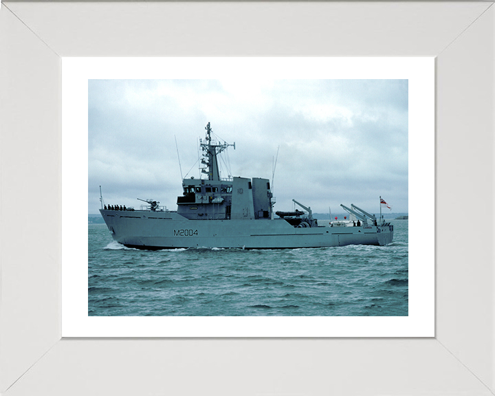 HMS Carron M2004 Royal Navy River class minesweeper Photo Print or Framed Print - Hampshire Prints