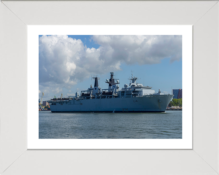 HMS Albion L14 | Photo Print | Framed Print | Albion Class | Amphibious ship | Royal Navy Hampshire Prints