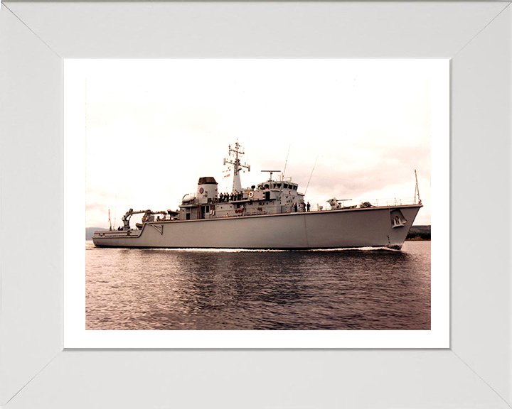 HMS Brecon M29 | Photo Print | Framed Print | Hunt Class | Mine Warfare Vessel | Royal Navy Hampshire Prints