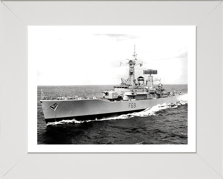 HMS Bacchante F69 | Photo Print | Framed Print | Leander Class | Frigate | Royal Navy Hampshire Prints