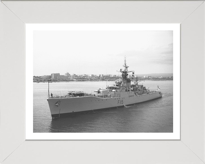 HMS Berwick F115 Royal Navy Rothesay Class Frigate Photo Print or Framed Print - Hampshire Prints