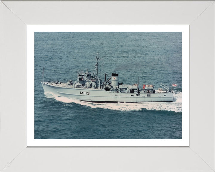 HMS Brereton M1113 Royal Navy Ton class minesweeper Photo Print or Framed Print - Hampshire Prints