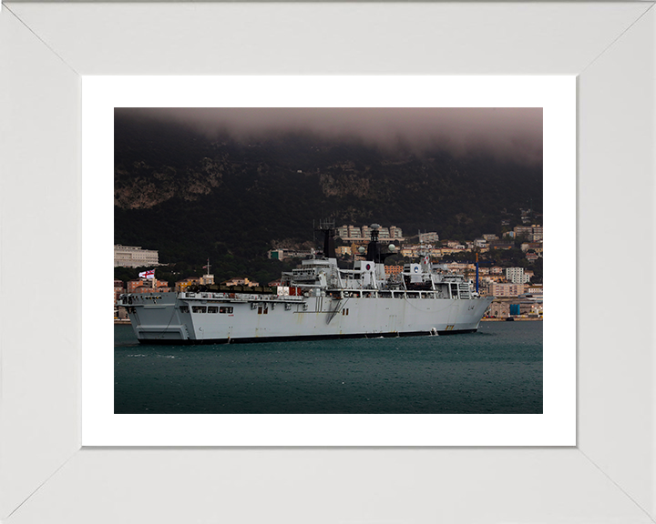 HMS Albion L14 | Photo Print | Framed Print | Albion Class | Amphibious ship | Royal Navy Hampshire Prints
