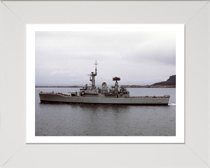 HMS Ariadne F72 | Photo Print | Framed Print | Leander Class | Frigate | Royal Navy Hampshire Prints