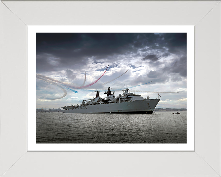HMS Bulwark L15 | Photo Print | Framed Print | Albion Class | Amphibious Ship | Royal Navy Hampshire Prints