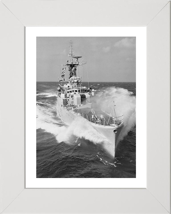 HMS Eastbourne F73 Royal Navy Whitby Class Frigate Photo Print or Framed Print - Hampshire Prints