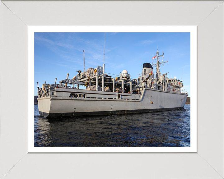 HMS Cattistock M31 | Photo Print | Framed Print | Hunt Class | Minehunter | Royal Navy Hampshire Prints