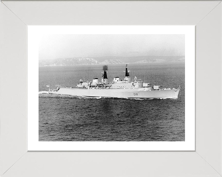 HMS Antrim D18 | Photo Print | Framed Print | County Class | Destroyer | Royal Navy Hampshire Prints