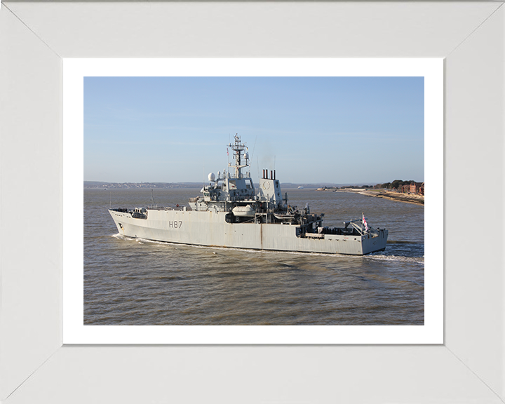 HMS Echo H87 | Photo Print | Framed Print | Echo Class | Survey Vessel | Royal Navy Hampshire Prints