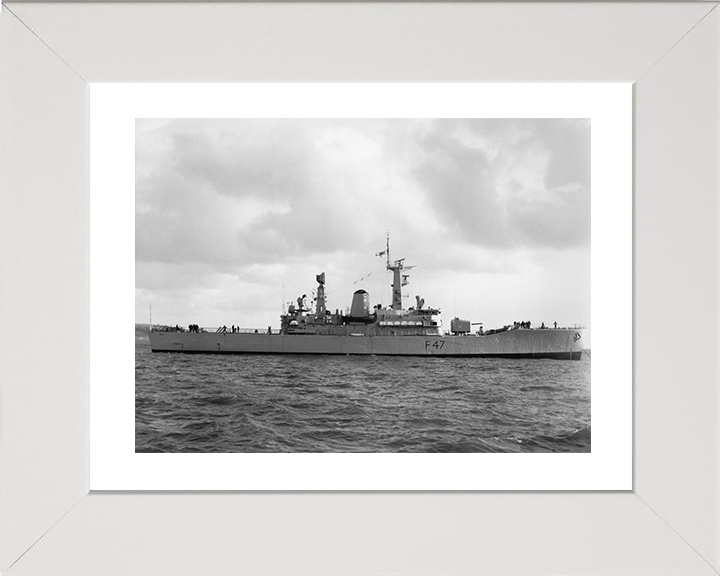 HMS Danae F47 | Photo Print | Framed Print | Poster | Leander Class | Frigate | Royal Navy Hampshire Prints