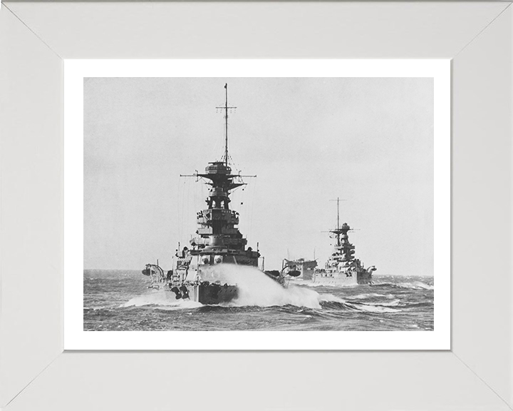 HMS Barham (04) Royal Navy Queen Elizabeth class battleship Photo Print or Framed Print - Hampshire Prints