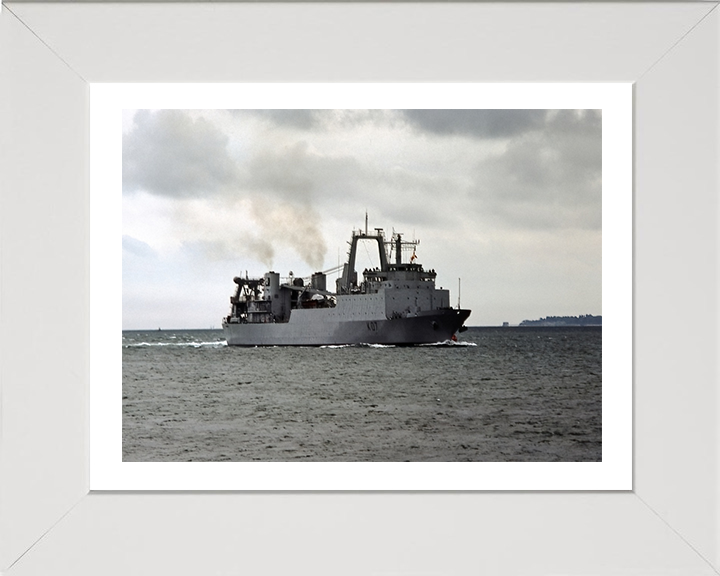 HMS Challenger K07 | Photo Print | Framed Print | Diving Support Vessel | Royal Navy Hampshire Prints