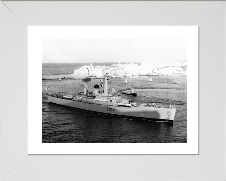 HMS Dido F104 | Photo Print | Framed Print | Leander Class | Frigate | Royal Navy Hampshire Prints