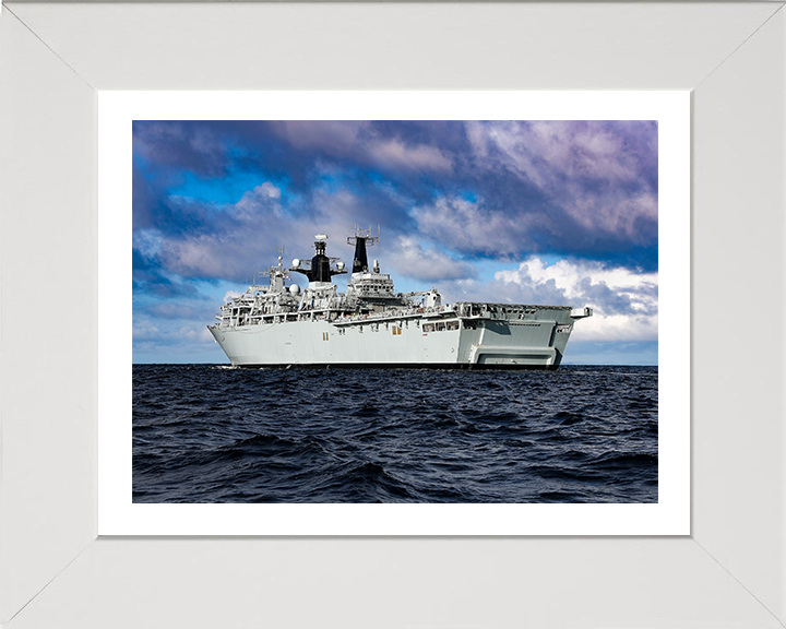 HMS Albion L14 | Photo Print | Framed Print | Albion Class | Amphibious ship | Royal Navy Hampshire Prints