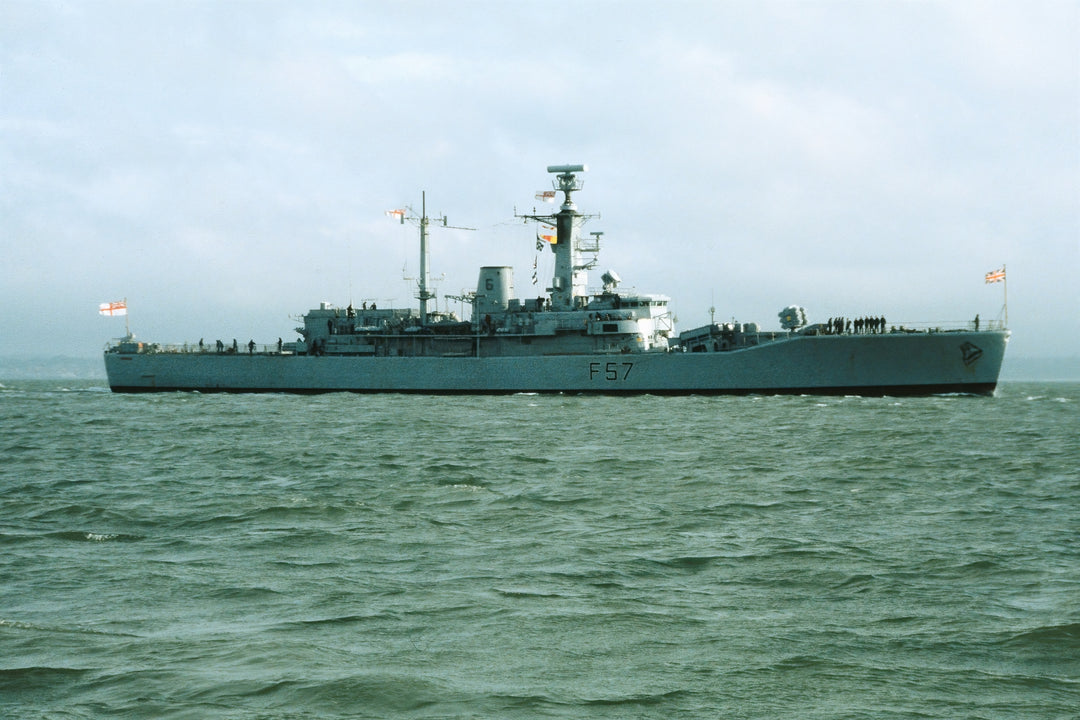 HMS Andromeda F57 | Photo Print | Framed Print | Leander Class | Frigate | Royal Navy Hampshire Prints