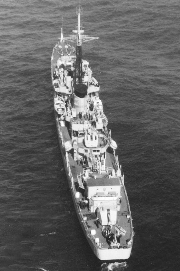 HMS Chequers R61 | Photo Print | Framed Print | Poster | C Class | Destroyer | Royal Navy Hampshire Prints